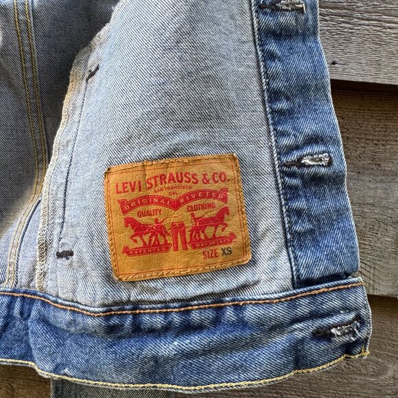 LEVI'S® Pride Community Trucker Jacket - Picture 9 of 10